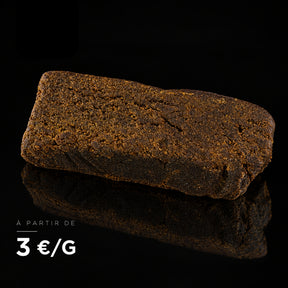 Résine CHARAS CBD 22–24 % sur fond noir – à partir de 3 €/g | SUPRHEMP